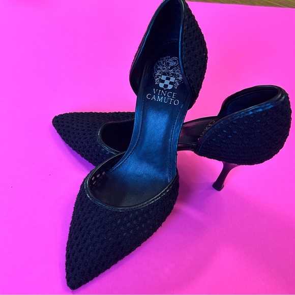 Vince Camuto Black Crochet Pumps Size 8 1/2 - Picture 2 of 14